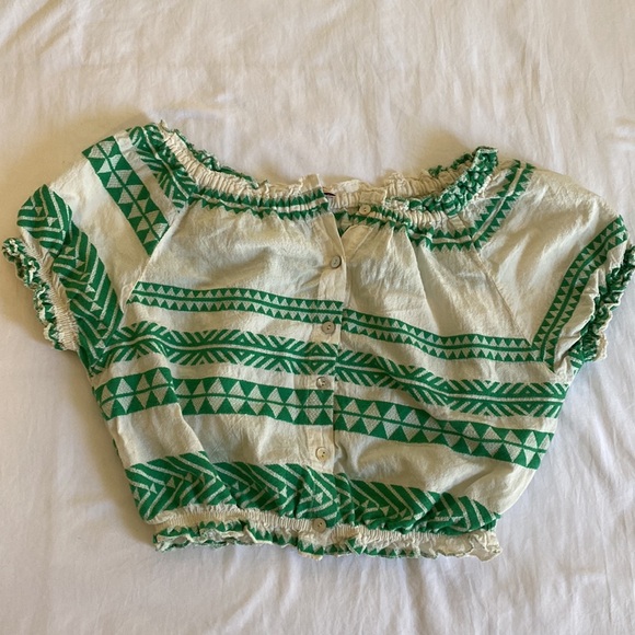 Sofia green and cream colored crop & short set - Picture 2 of 8